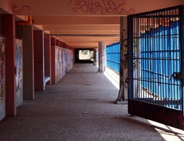 Εξιχνιάστηκε το «μυστήριο» με τη ρίψη ναφθαλίνης σε σχολεία του Αγρινίου